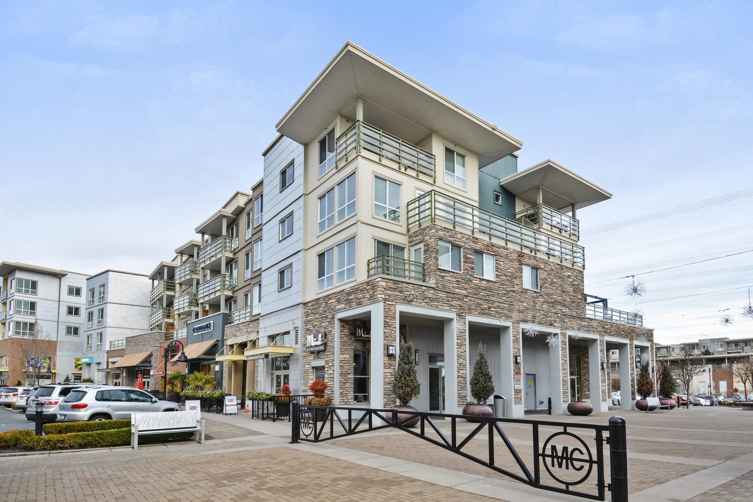 Apartment for sale in Surrey, South Surrey White Rock, 311 15775 Croydon Drive, 263120239 | Realtylink.org