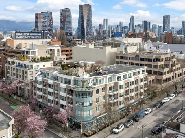 Apartment for sale in Vancouver, Vancouver West, 409 1688 Cypress Street, 263120242 | Realtylink.org