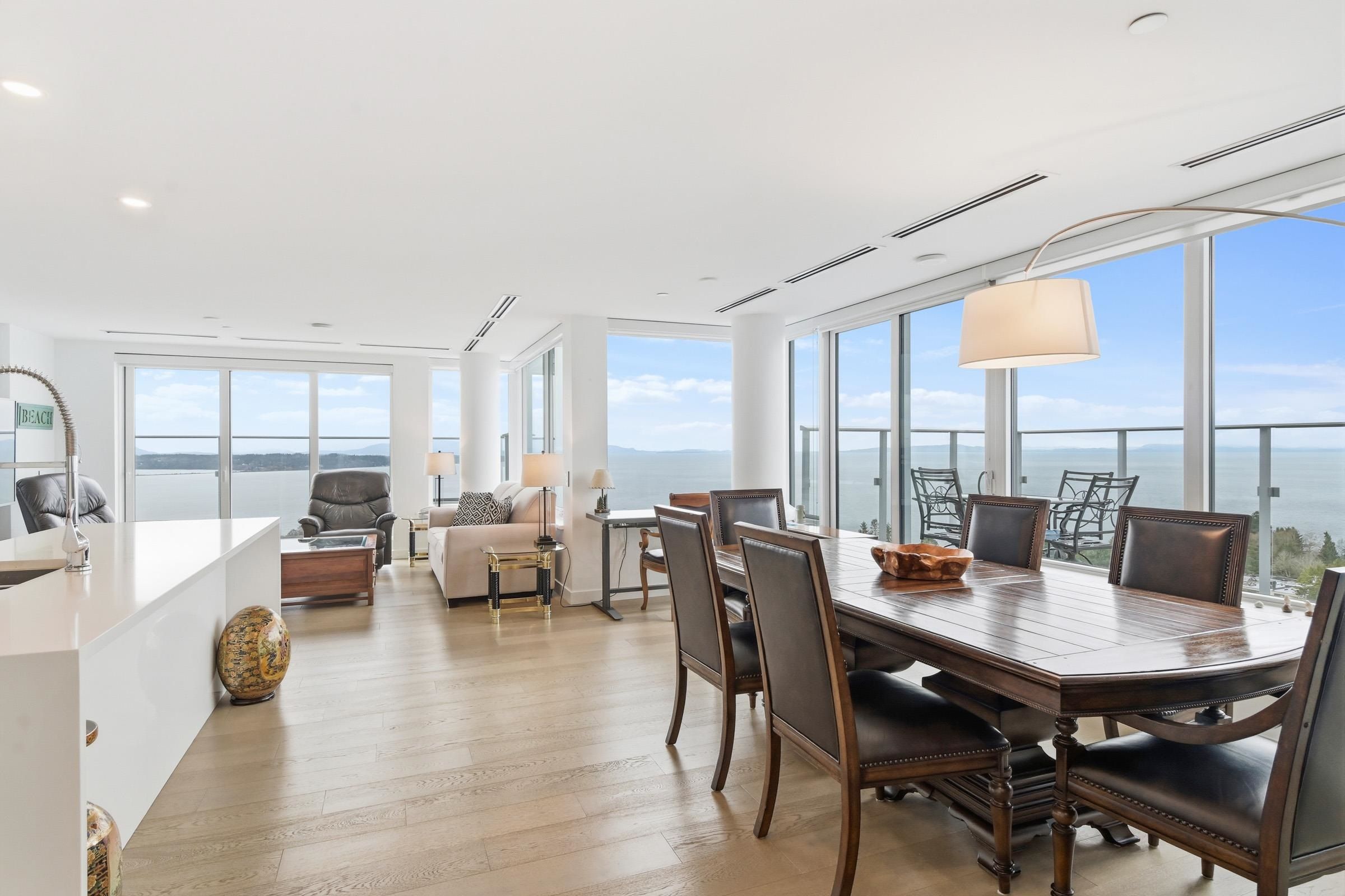 Apartment for sale in White Rock, South Surrey White Rock, 1404 1441 Johnston Road, 263120264 | Realtylink.org