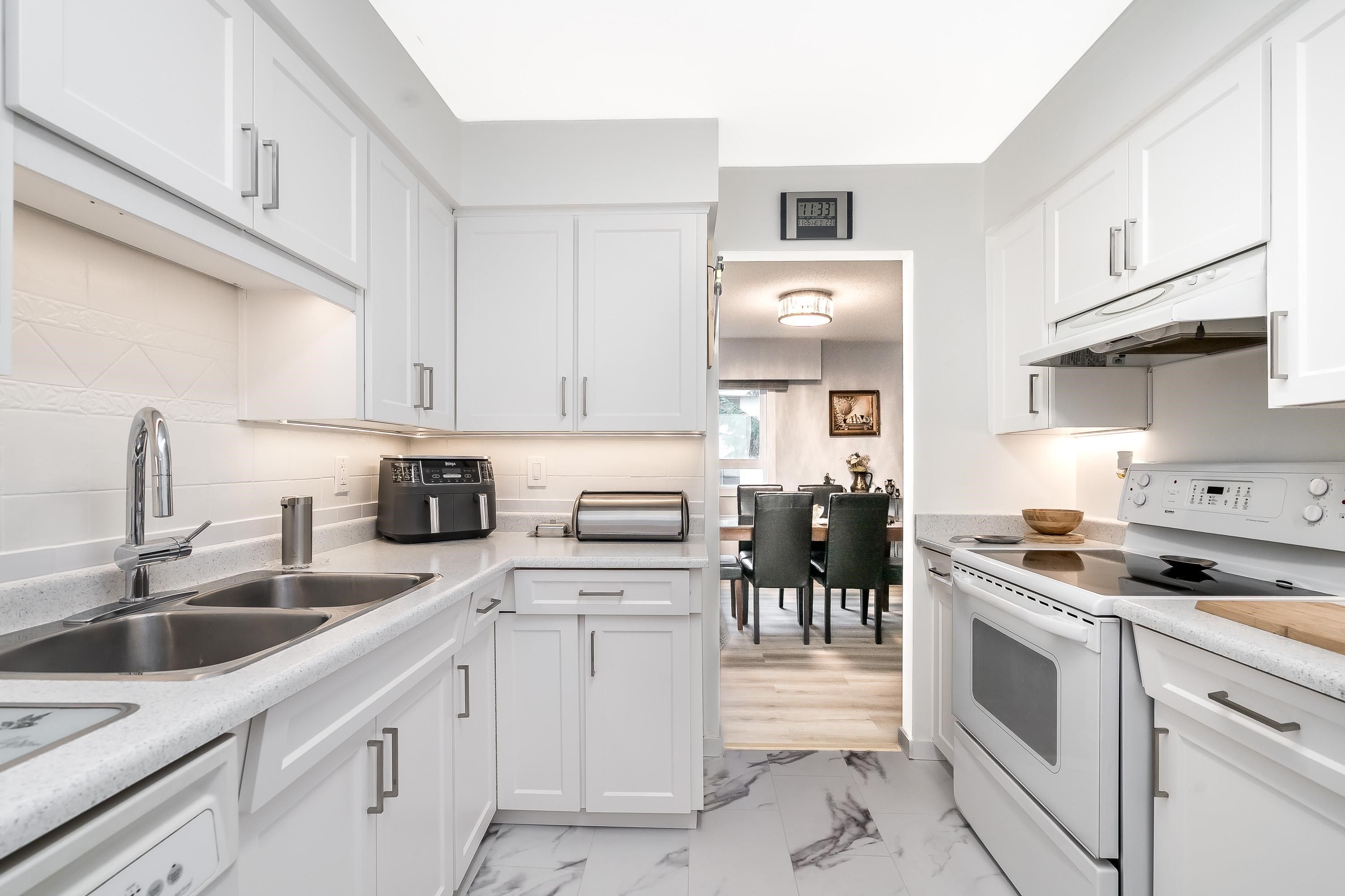 Apartment for sale in Abbotsford, Abbotsford, 203 32040 Peardonville Road, 263120267 | Realtylink.org