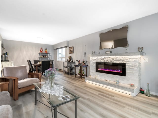 Apartment for sale in Abbotsford, Abbotsford, 203 32040 Peardonville Road, 263120267 | Realtylink.org