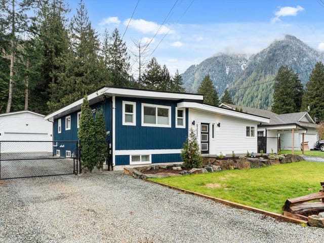 House for sale in Hope, Hope & Area, 63690 Old Yale Road, 263120334 | Realtylink.org