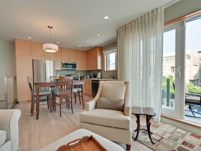 Apartment for rent in Vancouver, Vancouver West, 3631 W 15th Avenue, 263120408 | Realtylink.org