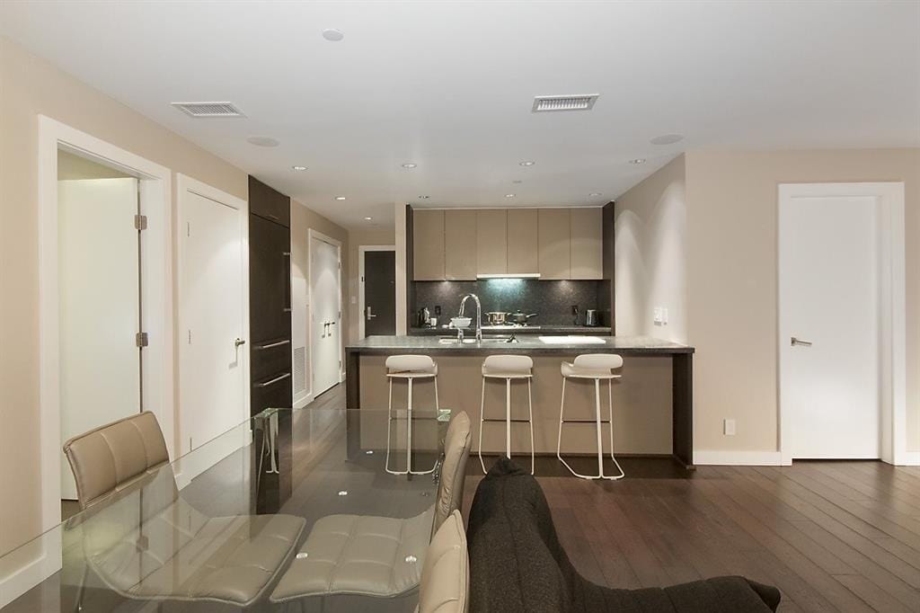 Apartment for rent in Vancouver, Vancouver West, 3902 1372 Seymour Street, 263120441 | Realtylink.org