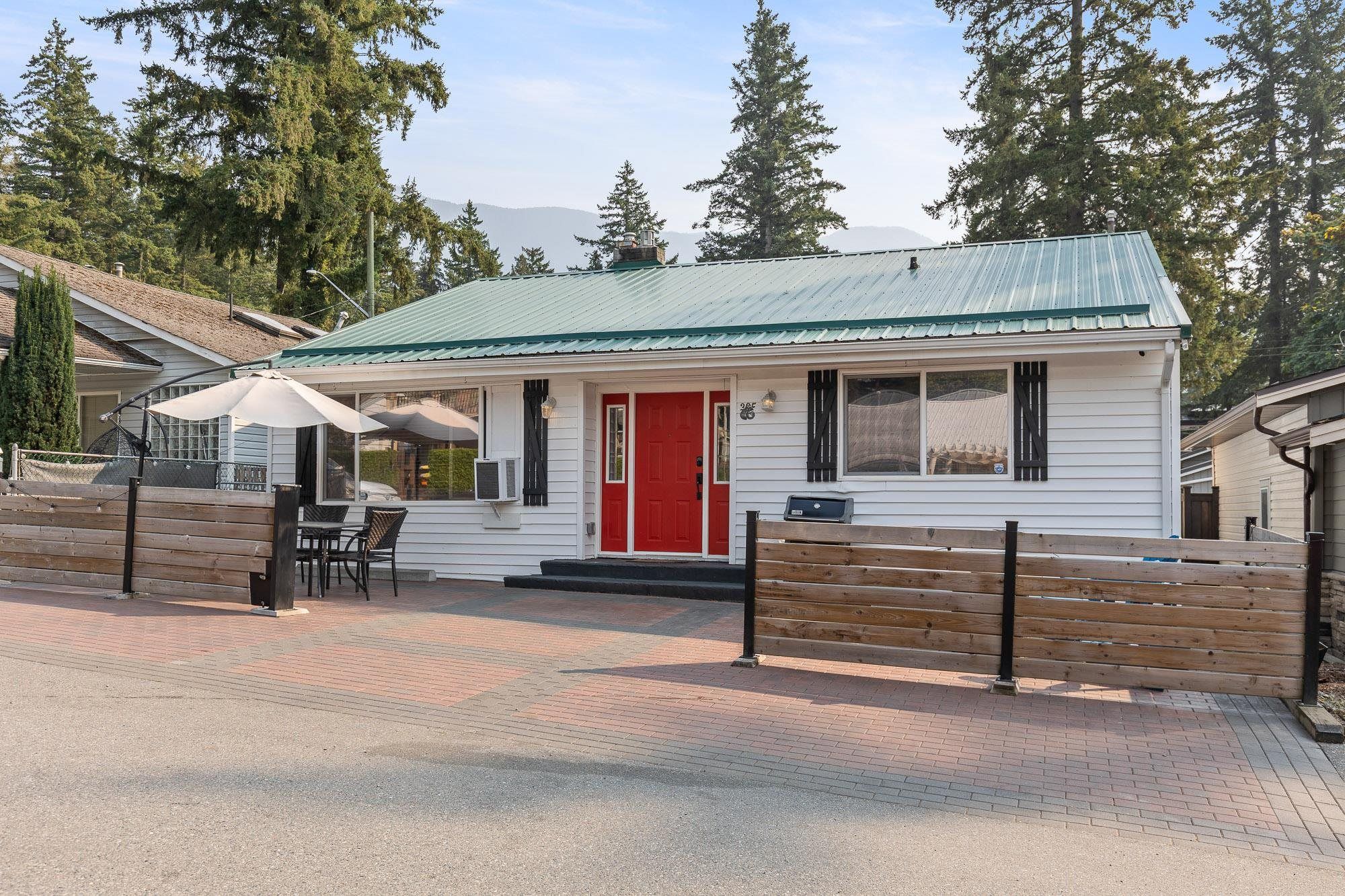 House for sale in Cultus Lake, Cultus Lake & Area, 395 Alder Street, 263120454 | Realtylink.org