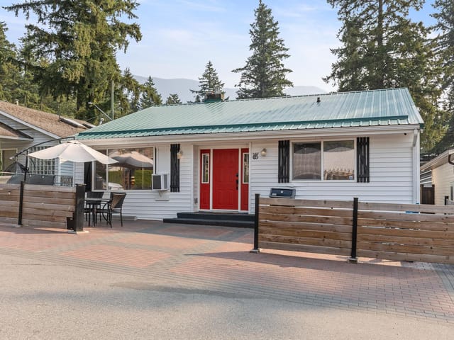 House for sale in Cultus Lake, Cultus Lake & Area, 395 Alder Street, 263120454 | Realtylink.org