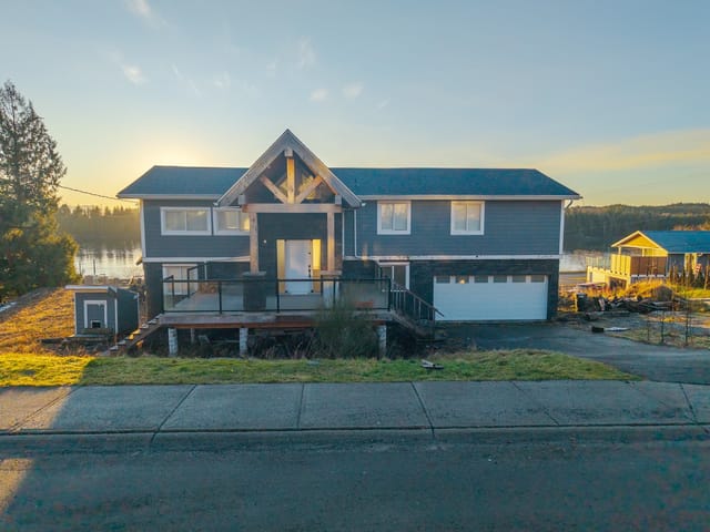 House for sale in Port Edward, Prince Rupert, 804 Oceanview Drive, 263120463 | Realtylink.org