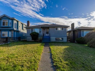 House for sale in Vancouver, Vancouver East, 2630 E 1st Avenue, 263120536 | Realtylink.org
