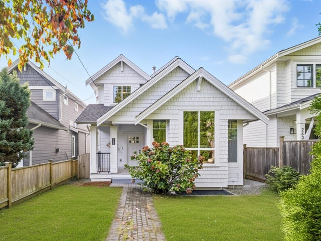 House for sale in North Vancouver, North Vancouver, 2411 George Street, 263120570 | Realtylink.org