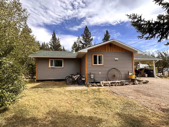 House for sale in 100 Mile House, 100 Mile House, 6201 Finn Road, 263120577 | Realtylink.org