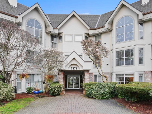 Apartment for sale in Surrey, Surrey, 111 7171 121 Street, 263120579 | Realtylink.org