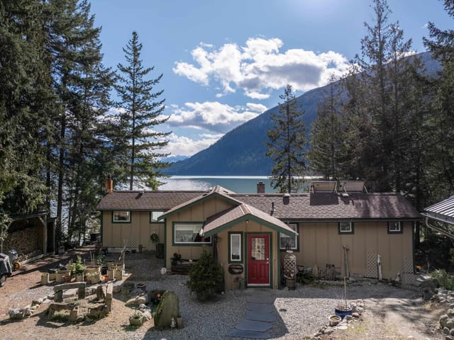 House for sale in Mount Currie, Pemberton, 10484 in-Shuck-Ch Forest Service Road, 263120593 | Realtylink.org