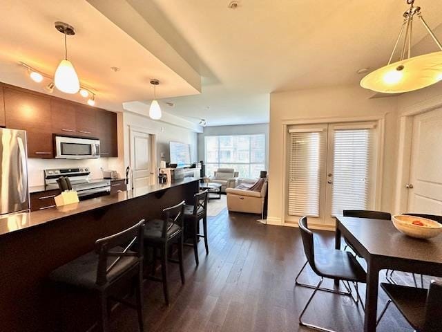 Apartment for sale in Port Coquitlam, Port Coquitlam, 301 2343 Atkins Avenue, 263120641 | Realtylink.org