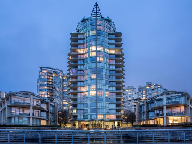 Apartment for sale in Vancouver, Vancouver West, 2005 1328 Marinaside Crescent, 263120646 | Realtylink.org