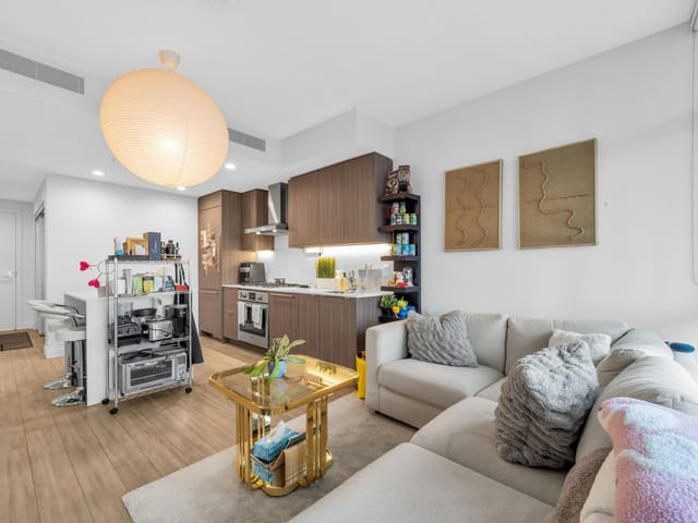 Apartment for sale in Burnaby, Burnaby North, 1105 2351 Beta Avenue, 263120649 | Realtylink.org