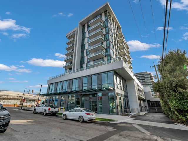 Apartment for sale in Vancouver, Vancouver West, 304 8415 Granville Street, 263120675 | Realtylink.org