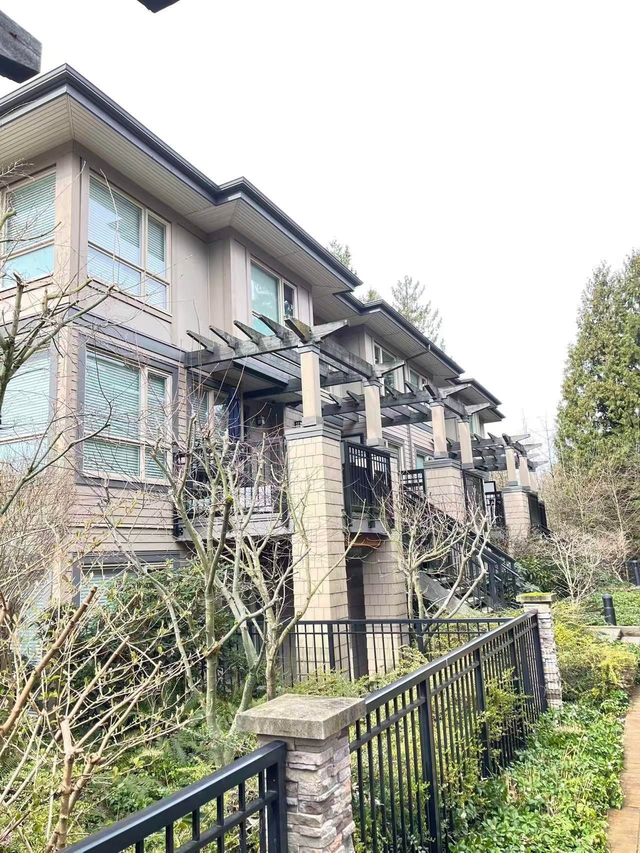 Townhouse for rent in Burnaby, Burnaby North, 3211 Noel Drive, 263120785 | Realtylink.org