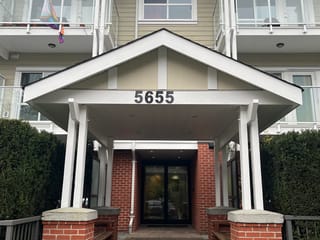 Apartment for sale in Burnaby, Burnaby South, 112 5655 Inman Avenue, 263120788 | Realtylink.org