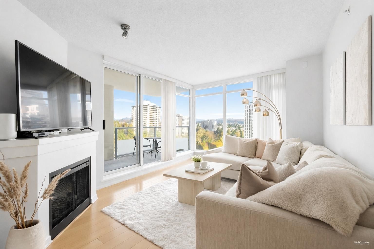 Apartment for sale in Burnaby, Burnaby North, 2005 2133 Douglas Road, 263120920 | Realtylink.org