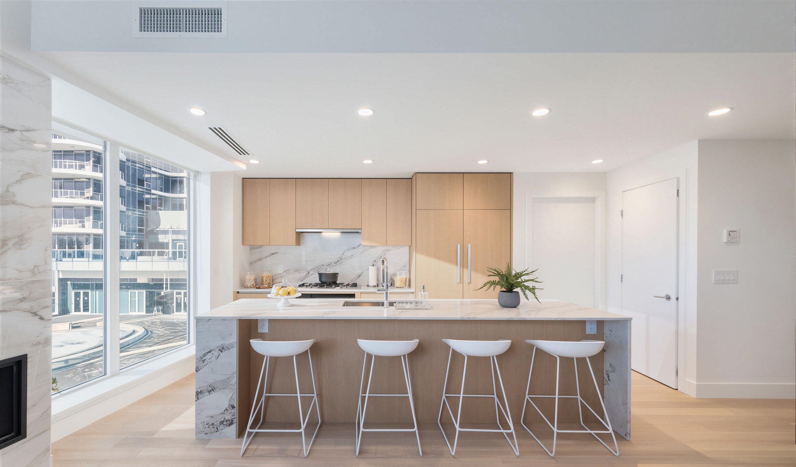 Apartment for sale in Surrey, South Surrey White Rock, 201 1475 Foster Street, 263120969 | Realtylink.org