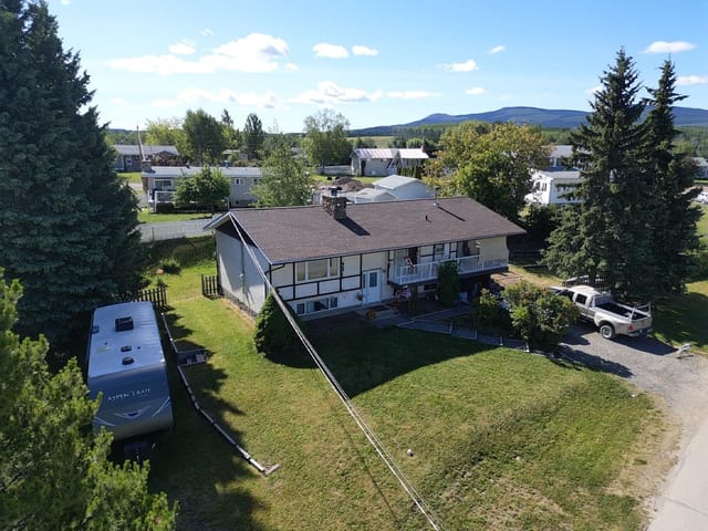 House for sale in Fraser Lake, Vanderhoof And Area, 440 Simon Fraser Avenue, 263120970 | Realtylink.org