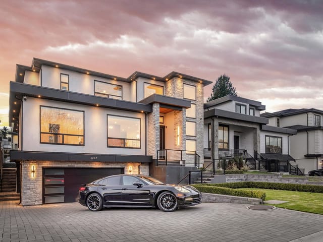 House for sale in Surrey, South Surrey White Rock, 1267 160a Street, 263120996 | Realtylink.org