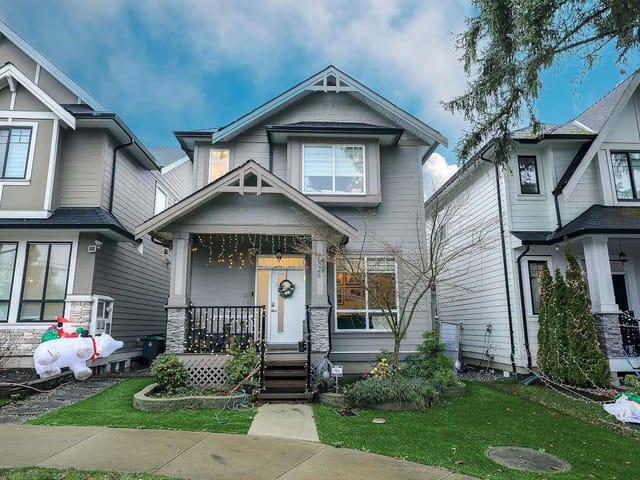 House for sale in Surrey, South Surrey White Rock, 2525 168 Street, 263121041 | Realtylink.org