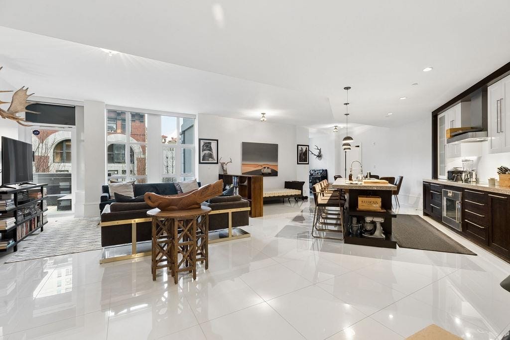 Apartment for sale in Vancouver, Vancouver West, 304 1102 Hornby Street, 263121068 | Realtylink.org