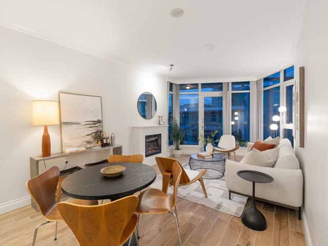 Apartment for sale in North Vancouver, North Vancouver, 803 199 Victory Ship Way, 263121127 | Realtylink.org