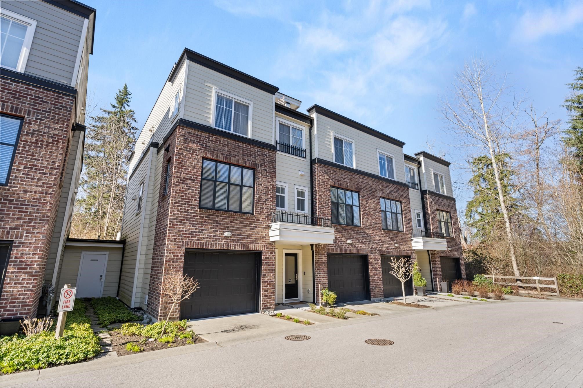 Townhouse for sale in Surrey, South Surrey White Rock, 2 15588 32 Avenue, 263121170 | Realtylink.org