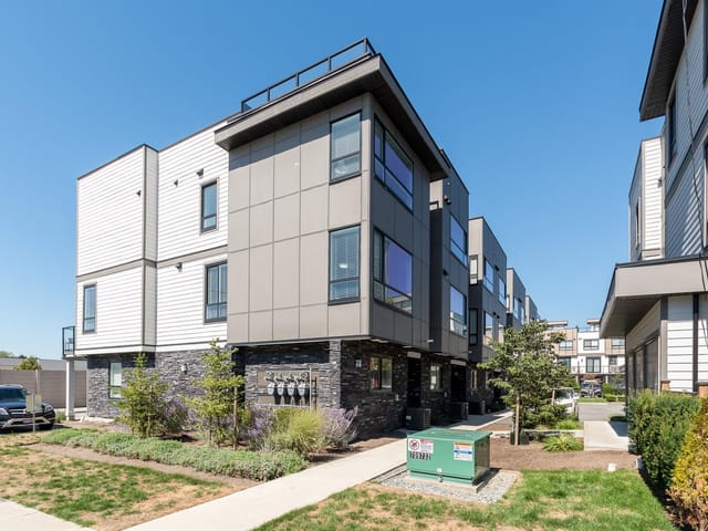 Townhouse for sale in Langley, Langley, 1 19631 55 a Avenue, 263121277 | Realtylink.org