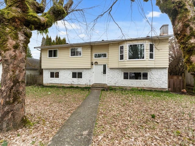 House for sale in Abbotsford, Abbotsford, 33943 Pine Street, 263121289 | Realtylink.org