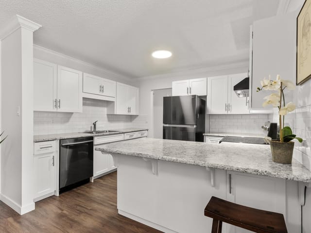 Apartment for sale in Abbotsford, Abbotsford, 303 32910 Amicus Place, 263121310 | Realtylink.org