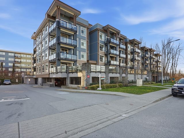 Apartment for sale in Chilliwack, Chilliwack, 301 45562 Airport Road, 263121321 | Realtylink.org