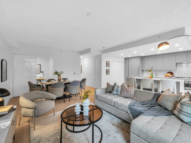 Apartment for sale in West Vancouver, West Vancouver, 301 1331 Marine Drive, 263121339 | Realtylink.org