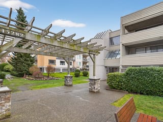 Apartment for sale in Surrey, South Surrey White Rock, 109 15272 19 Avenue, 263121450 | Realtylink.org