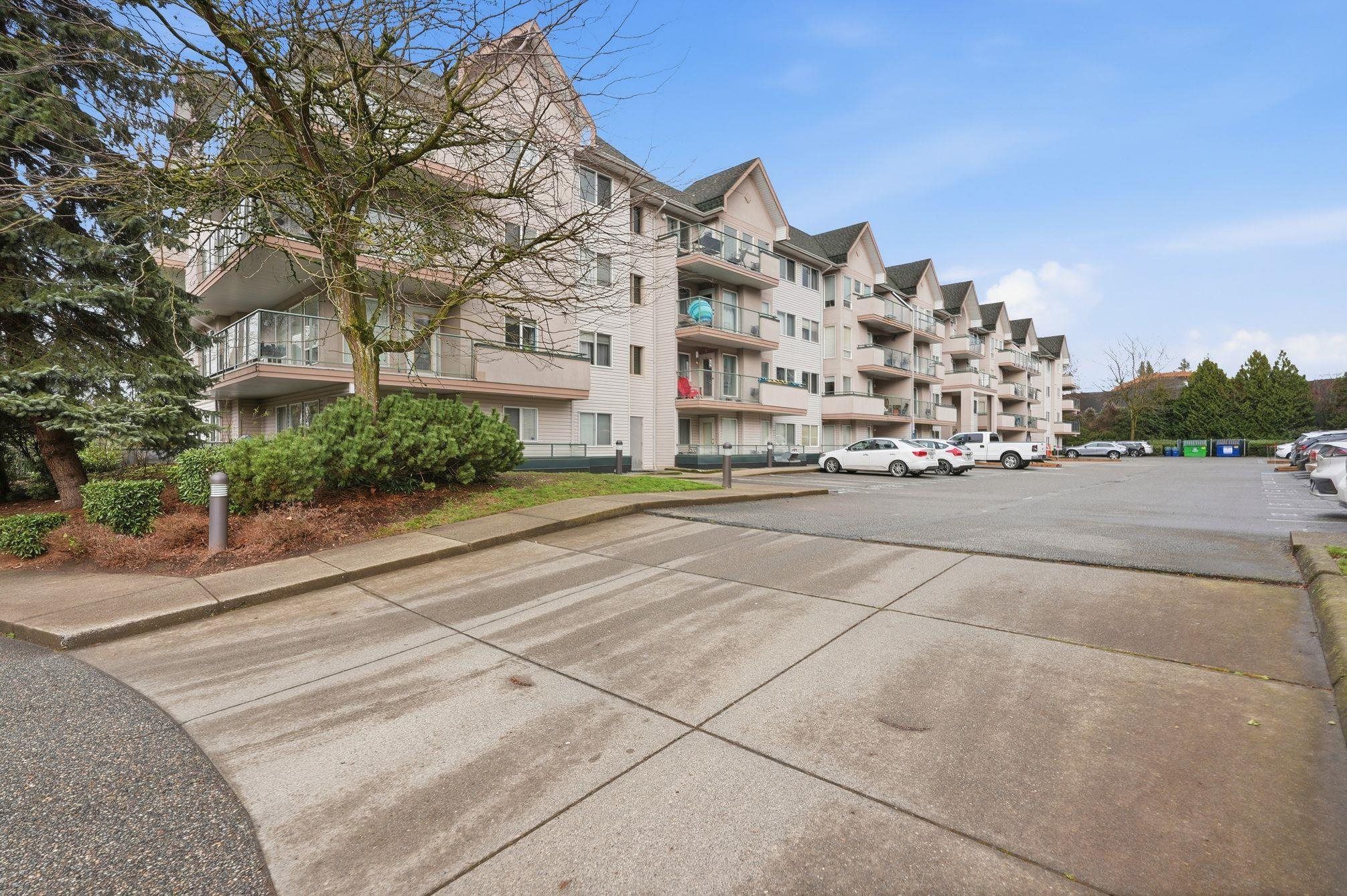 Apartment for sale in Abbotsford, Abbotsford, 402 33738 King Road, 263121489 | Realtylink.org