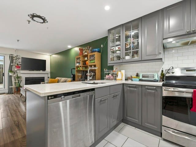 Apartment for sale in Vancouver, Vancouver East, 103 2333 Eton Street, 263121552 | Realtylink.org
