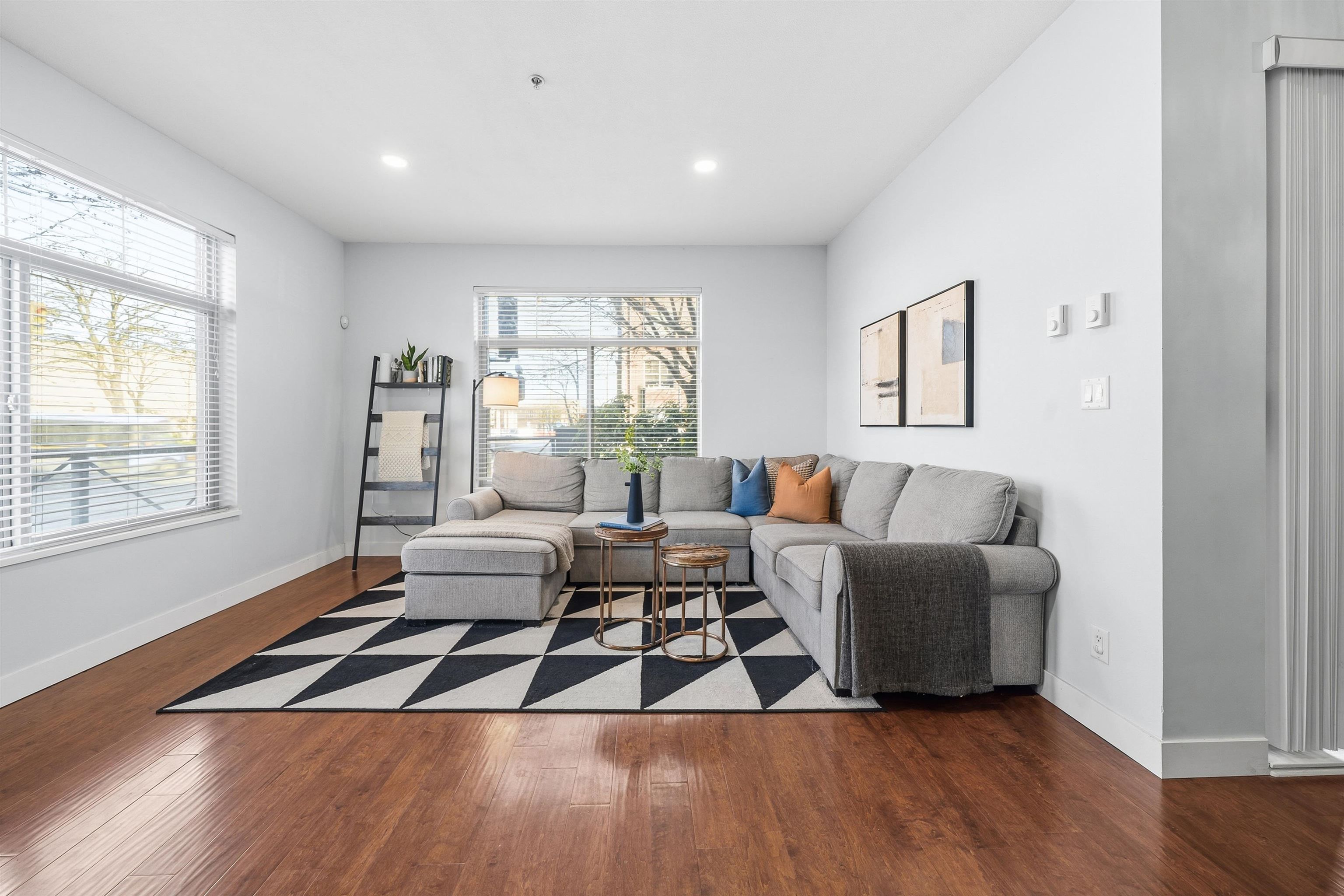 Apartment for sale in Port Coquitlam, Port Coquitlam, 112 2330 Wilson Avenue, 263121557 | Realtylink.org