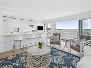 Apartment for sale in West Vancouver, West Vancouver, 807 150 24th Street, 263121565 | Realtylink.org