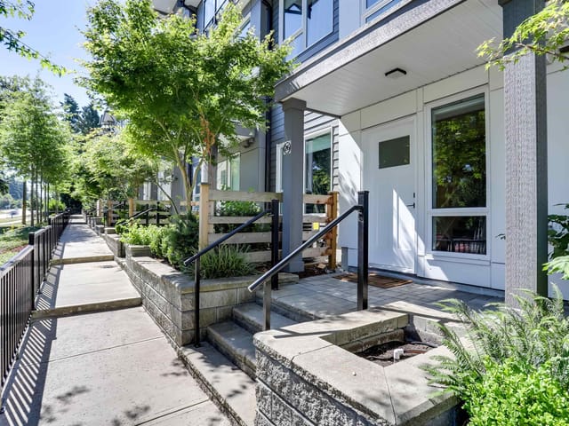 Townhouse for sale in Surrey, South Surrey White Rock, 26 15030 28 Avenue, 263121567 | Realtylink.org