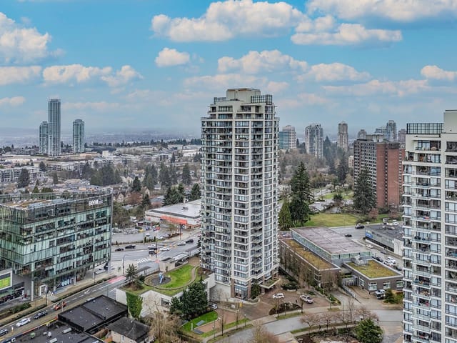 Apartment for sale in Burnaby, Burnaby South, 303 7328 Arcola Street, 263121611 | Realtylink.org