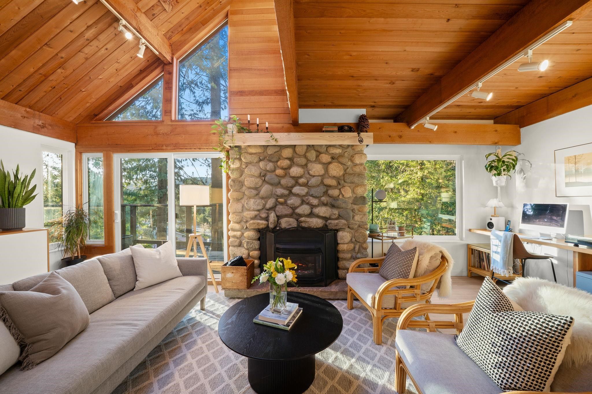 House for sale in North Vancouver, North Vancouver, 1616 Roxbury Road, 263121681 | Realtylink.org