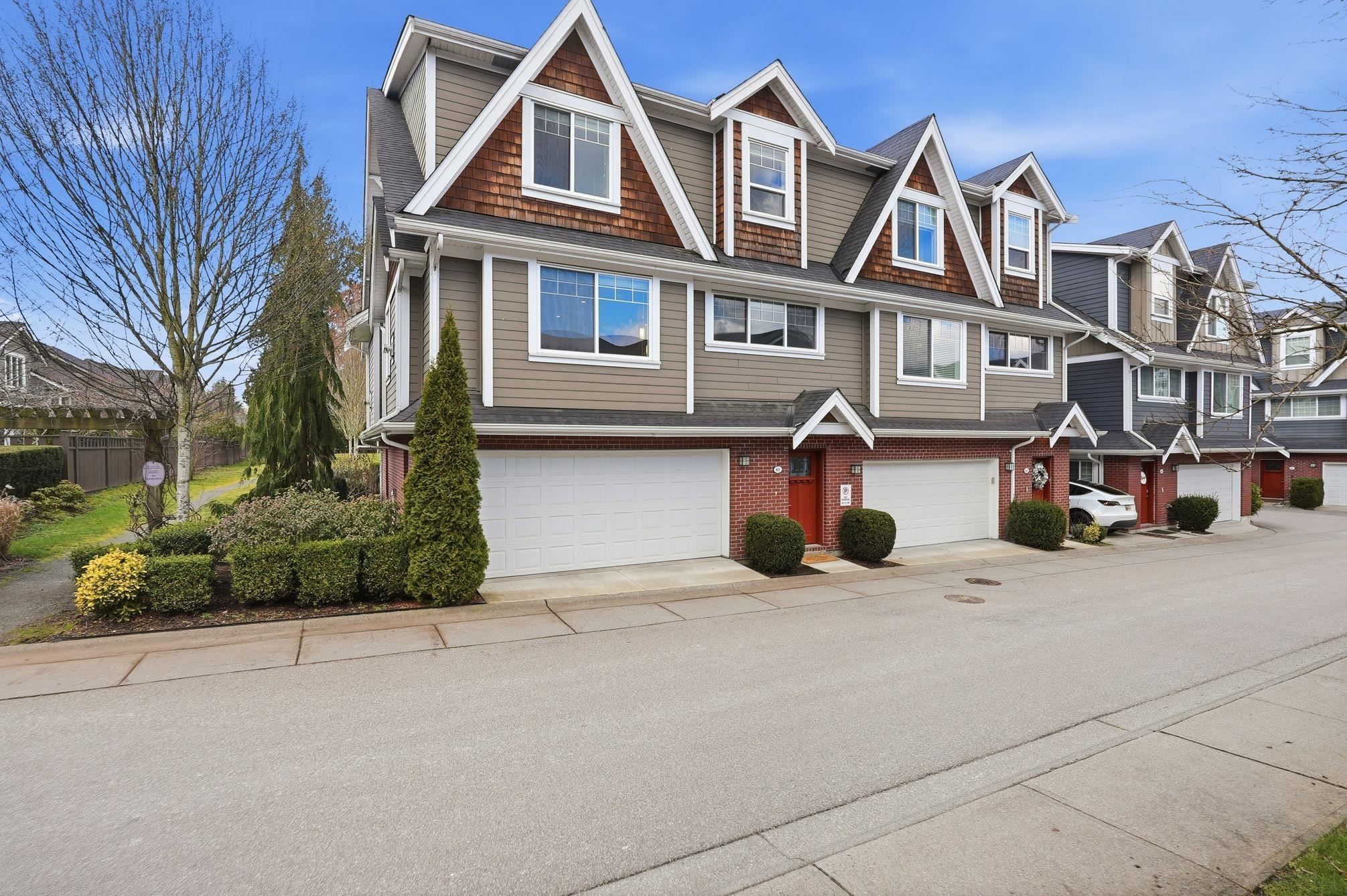 Townhouse for sale in Surrey, South Surrey White Rock, 65 15988 32 Avenue, 263121705 | Realtylink.org