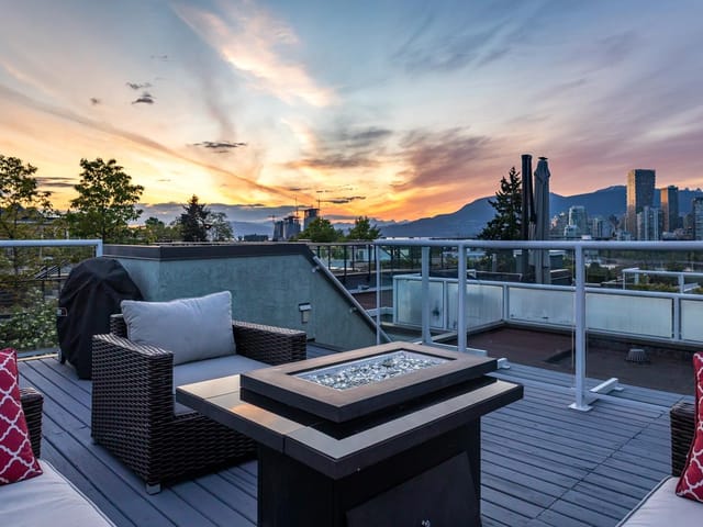 Townhouse for sale in Vancouver, Vancouver West, 2391 Oak Street, 263121706 | Realtylink.org