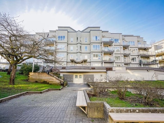 Apartment for sale in Surrey, North Surrey, 206 14355 103 Avenue, 263121729 | Realtylink.org
