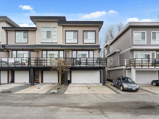Townhouse for sale in Chilliwack, Chilliwack, 5 8413 Midtown Way, 263121804 | Realtylink.org