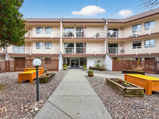 Apartment for sale in Surrey, South Surrey White Rock, 203 12890 17 Avenue, 263121847 | Realtylink.org