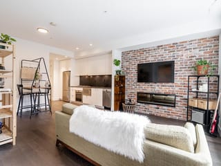 Apartment for sale in Port Moody, Port Moody, 311 83 Moody Street, 263121864 | Realtylink.org