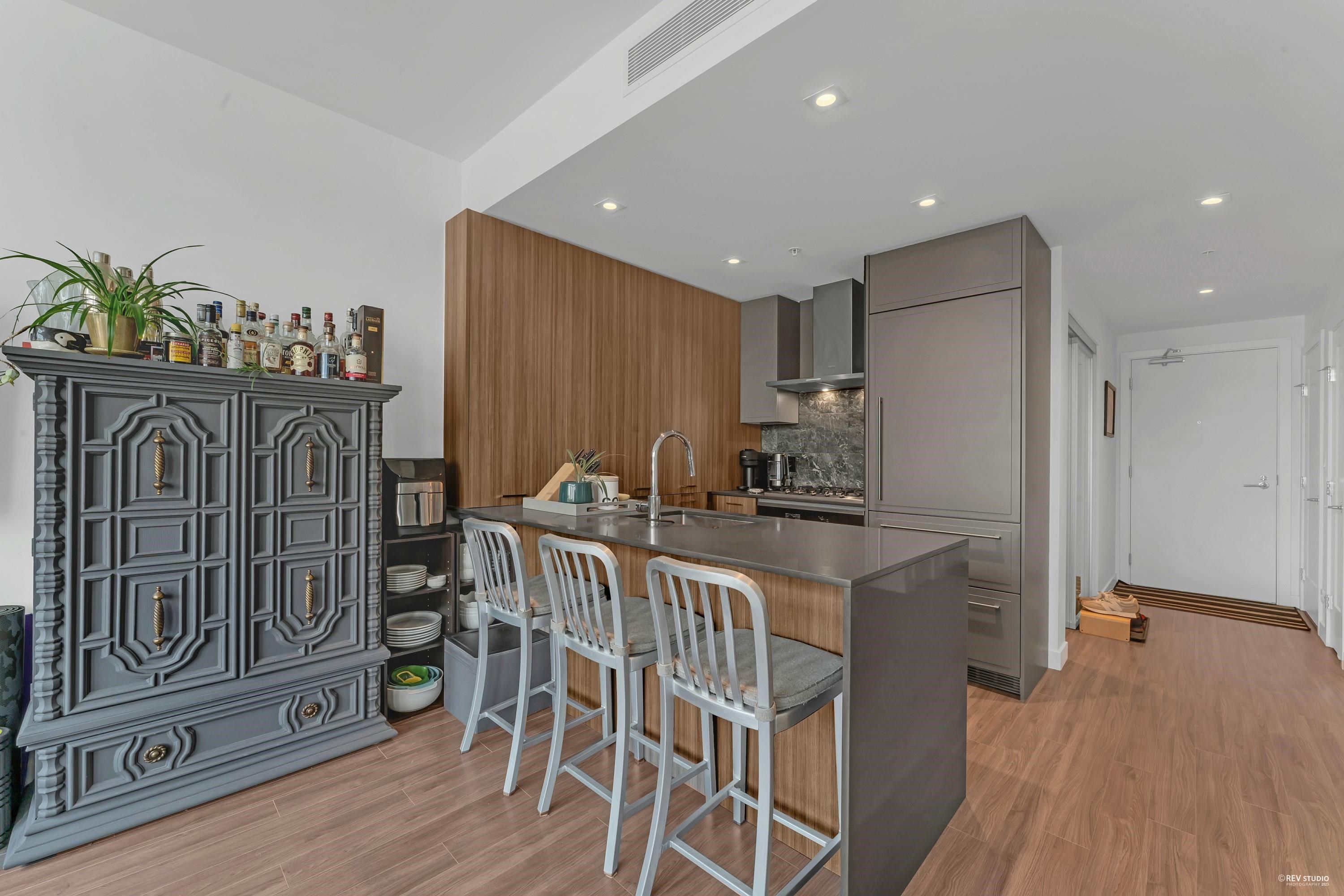 Apartment for sale in Burnaby, Burnaby North, 407 2288 Alpha Avenue, 263121878 | Realtylink.org